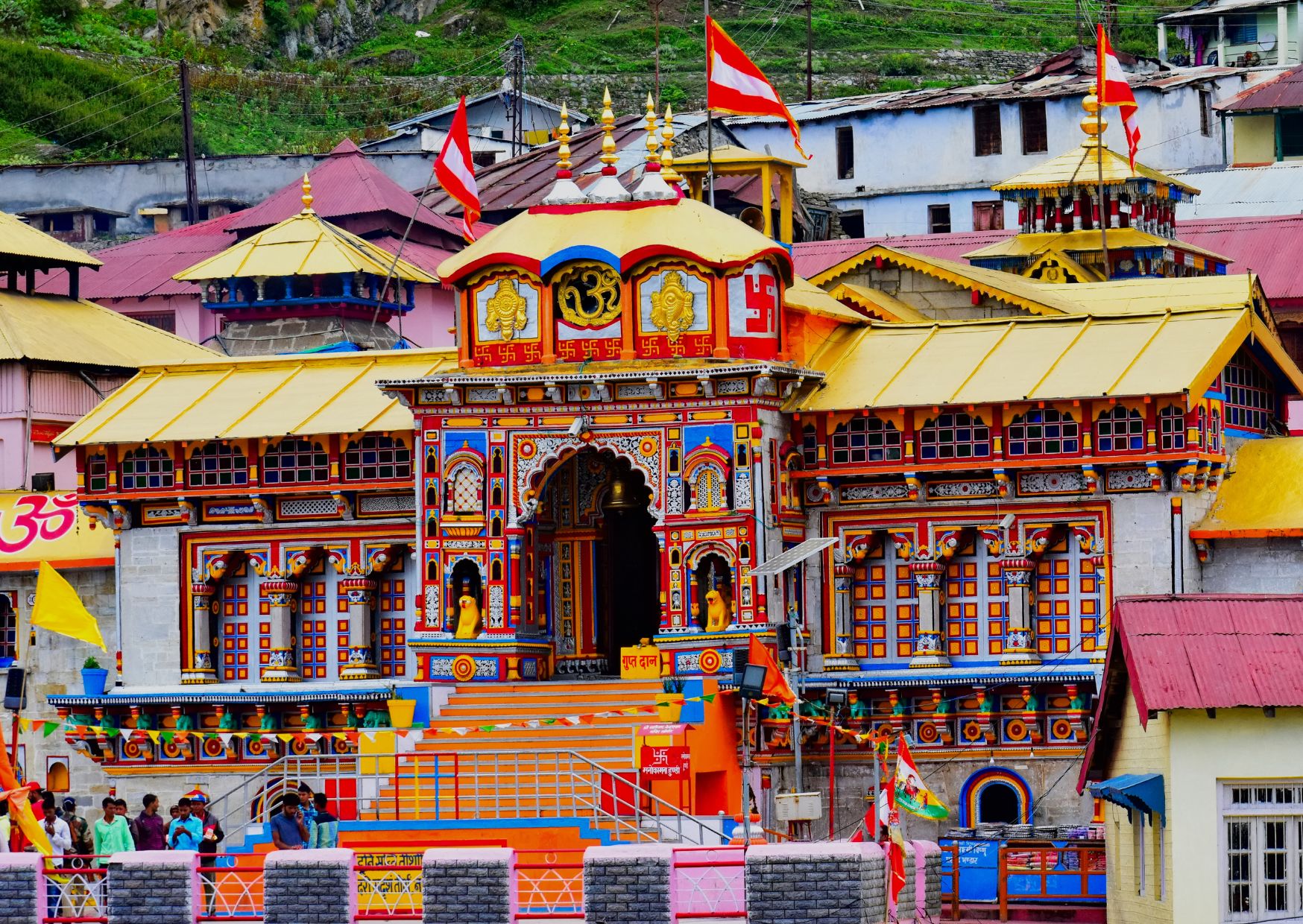 Badrinath temple , india 